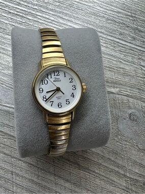 Timex indiglo Gold-Tone Women's Watch with White Dial